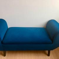 Panca contenitore in velluto blu petrolio