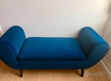 Panca contenitore in velluto blu petrolio