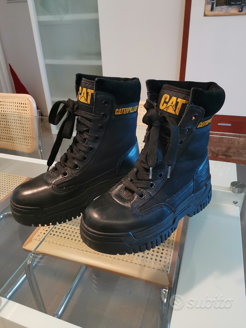 Scarpe caterpillar nr. 37 - Abbigliamento e Accessori In vendita a Trieste