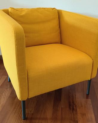 Poltrona IKEA gialla modello EKERÖ –  (2021)