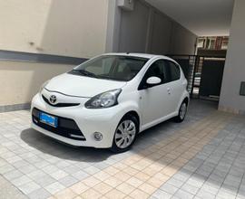 TOYOTA Aygo 1ª serie - 2014