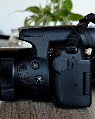Canon PowerShot SX70 HS + Kit Accessori