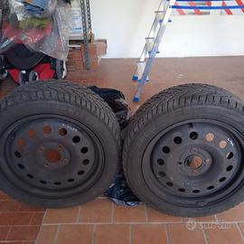 Pneumatici invernali  e cerchi 195/50 R15 82H
