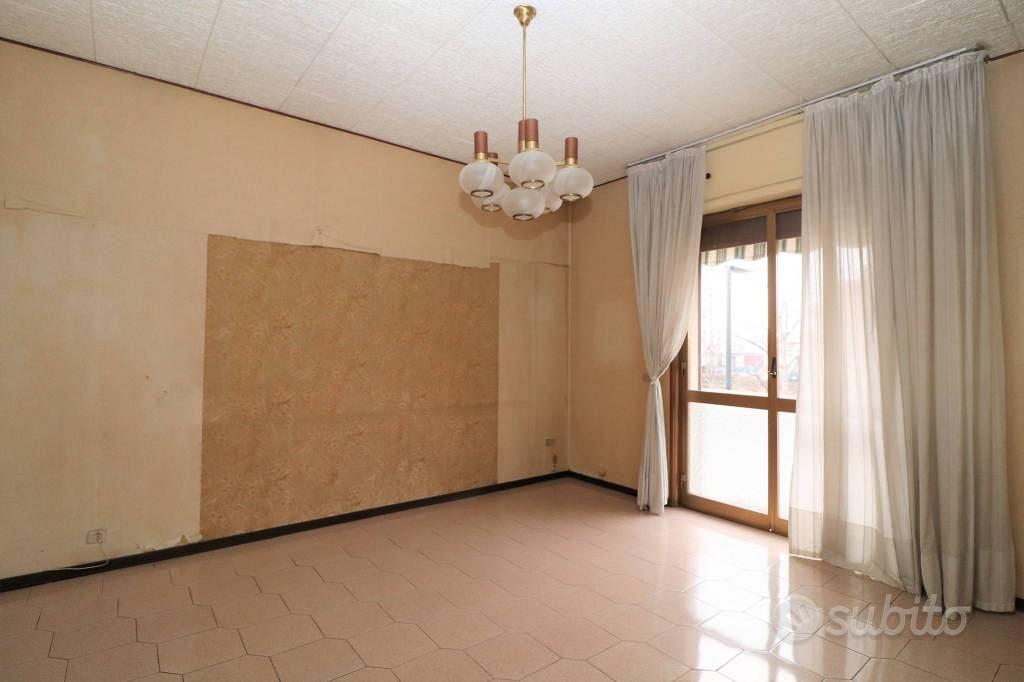 Appartamento – Limbiate, Mombello - Altro