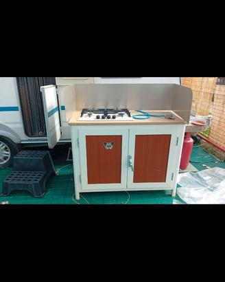 Mobile anodizzato per esterni o campeggio