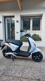 Scooter elettrico Piaggio 1 active
