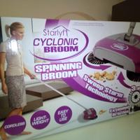 Scopa "Cyclonic Broom" a meno di metà prezzo