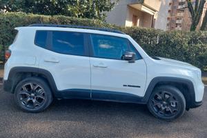 Jeep Renegade PHEV 80th Anniversary