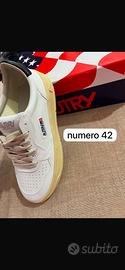 scarpe unisex autry