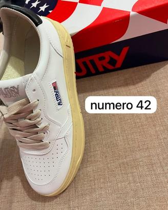 scarpe unisex autry