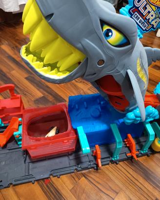 Pista hot wheels squalo