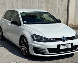 Volkswagen Golf GTD 2.0 TDI DSG 5p. Business BlueM