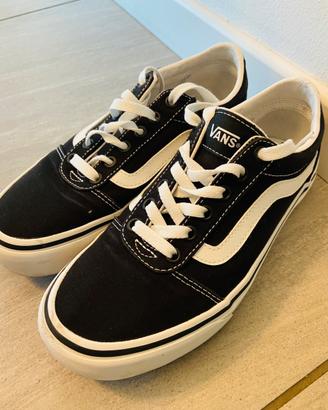 Scarpe Vans platform nere