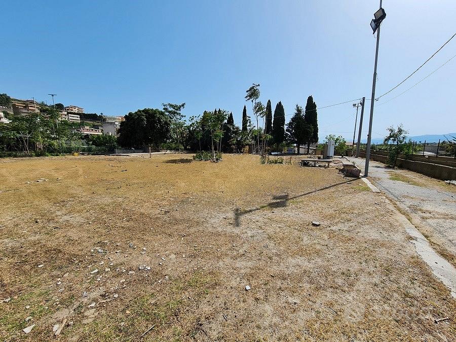 Terreno + Rudere + Locale Commerciale + Appartamen - Vista 2