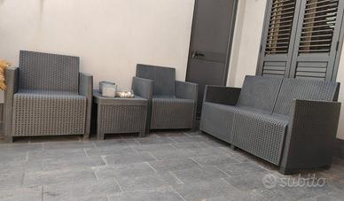 set divanetti poltrone da giardino