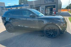 Range Rover Velar R-Dynamic 240cv Total Black
