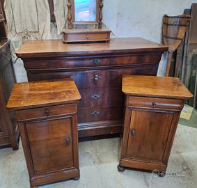 Coppia di comodini cappuccini