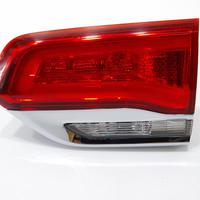 STOP POSTERIORE DESTRO INTEGRATO NEL PORTELLO JEEP