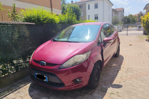 Ford Fiesta 1.4 Benzina/GPL – meccanica ok