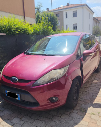 Ford Fiesta 1.4 Benzina/GPL – meccanica ok