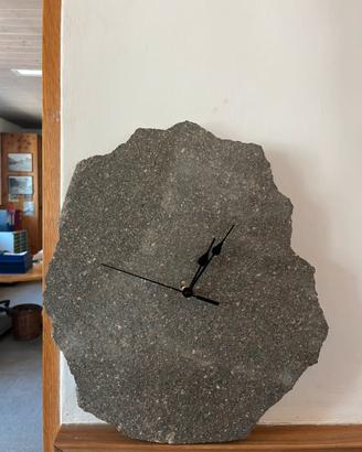 Orologio da parete in pietra naturale