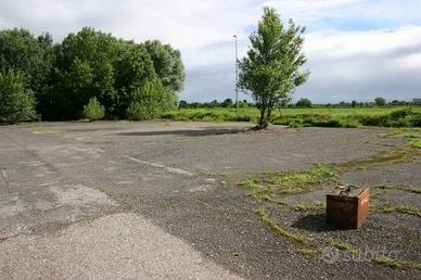 Immobile in asta di 32955 m² a Roncaro