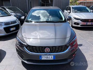 Fiat Tipo 1.6 Mjt 120 Cv 4 porte Easy