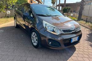 Kia Rio 1.4 CRDi WGT 5p. EX