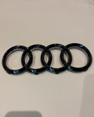 Logo Audi 4 anelli mascherina anteriore