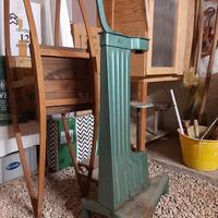 Imbottigliatrice per tappi di sughero