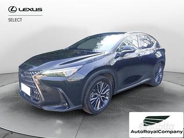 Lexus NX Hybrid Luxury 4WD IVA ESPOSTA