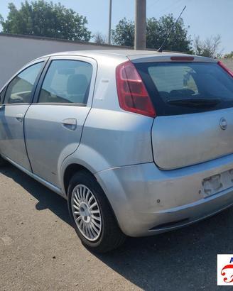 FIAT GRANDE PUNTO 199 1.3 D MULTIJET Ricambi /
