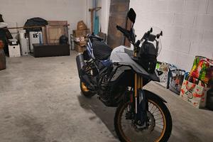 v strom 800 de accessoriata