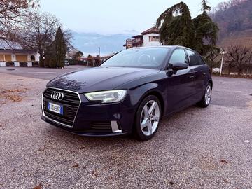 Audi A3 SPB 1.6 TDI 116 CV S tronic Sport