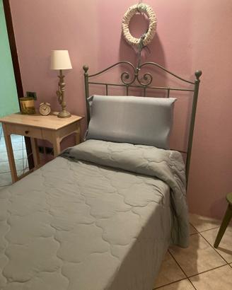 Letto singolo in ferro battuto