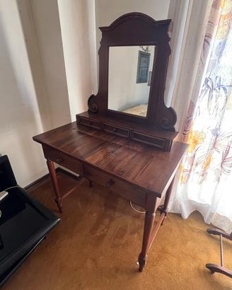 Toeletta antica legno