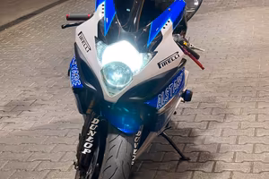 Gsx r 1000 k6 yoshimura