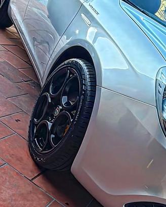 cerchio a petalo R18 oroginale alfaromeo
