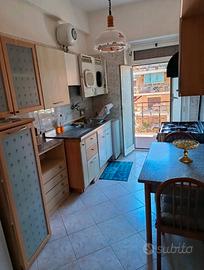 OSTIA LIDO GRAZIOSO TRILOCALE ARREDATO Con BALCONE