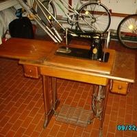 MACCHINA DA CUCIRE SINGER VINTAGE