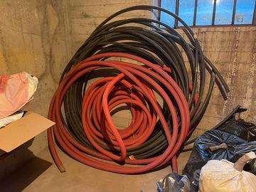 Tubi   acqua e  corrugati  per fili eletttici