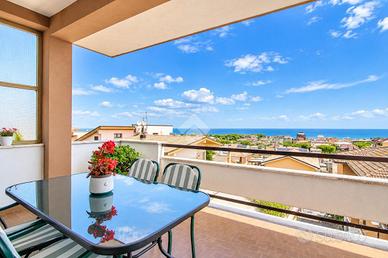 5 LOCALI A PORTO SAN GIORGIO