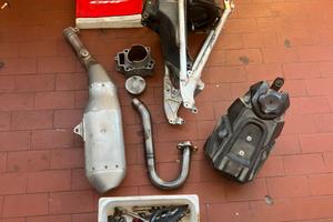 Rimanenza ricambi crf 250 / 450 2010