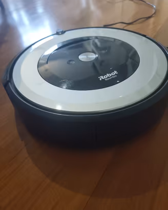iRobot Roomba e5 – aspirapolvere