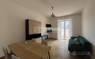 AMPIO BILOCALE RISTRUTTURATO CON BALCONE, MELCHIOR