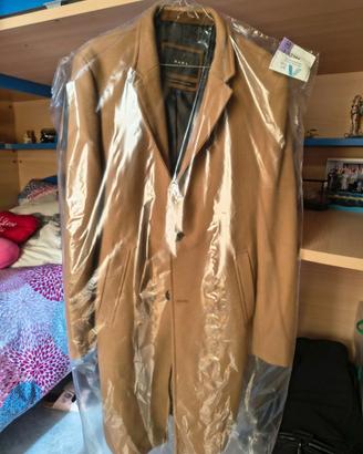 Cappotto uomo Zara.