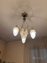 Lampadario vintage floreale