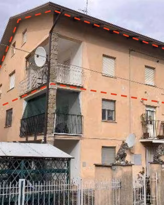 Immobile in asta di 272 m² con 4 locali a Castelno