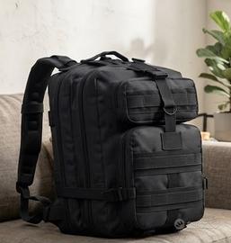 Zaino stile militare nero