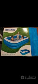 Piscina gonfiabile usata poco € 20